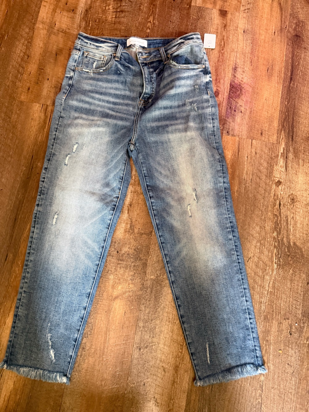 Women’s Light Blue Cropped Distressed Jeans